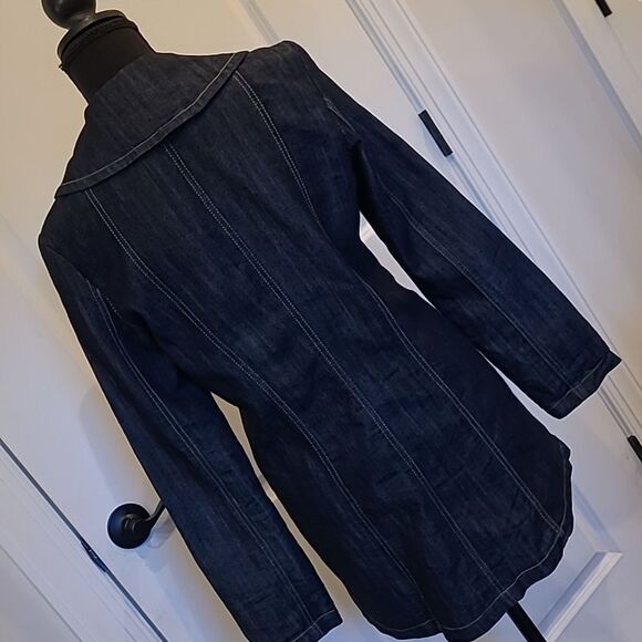 Baccini sz S denim short coat with front pockets and oversized buttons - Picture 4 of 10